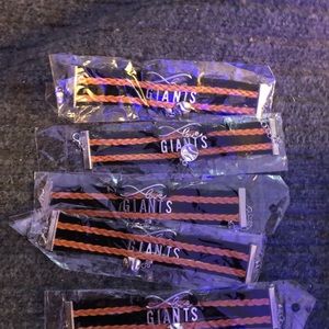 5 giants bracelets